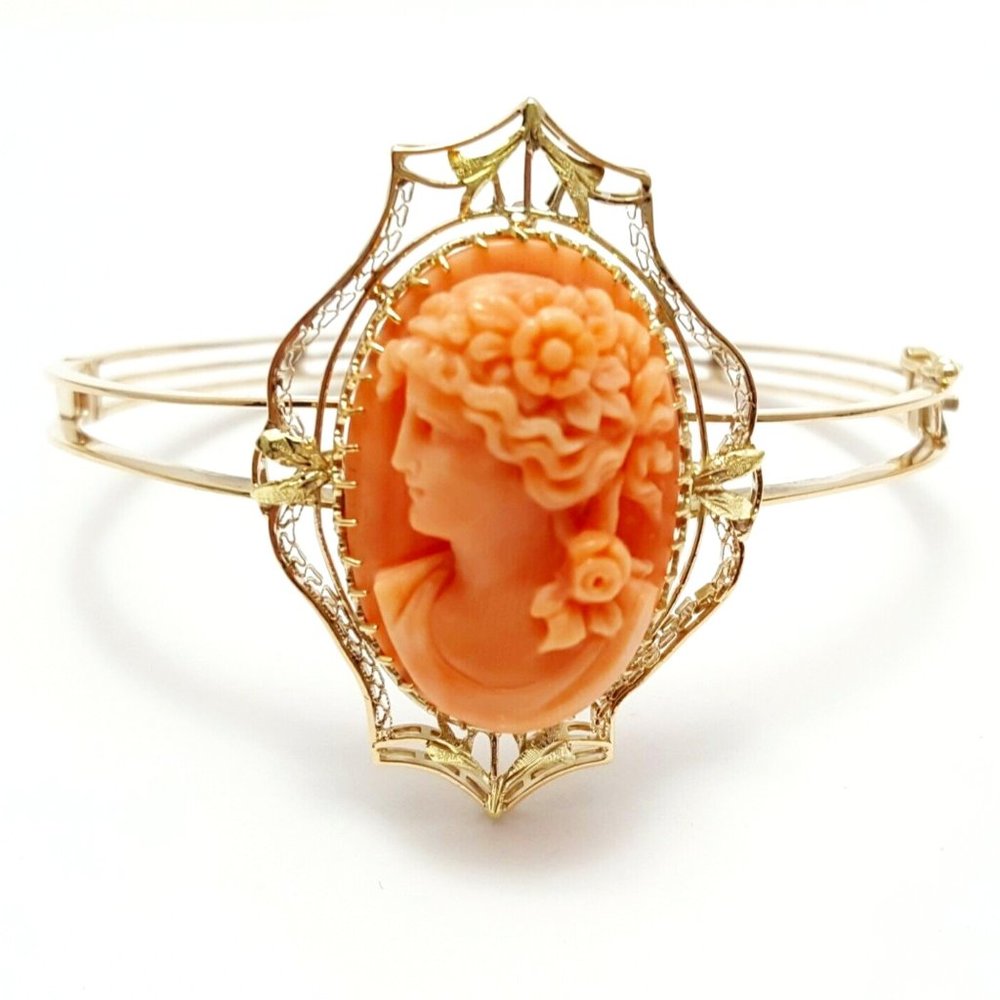 Vintage 10K Karat Solid Yellow Gold Rose Coral Cameo Bangle Bracelet Size 6 1/4